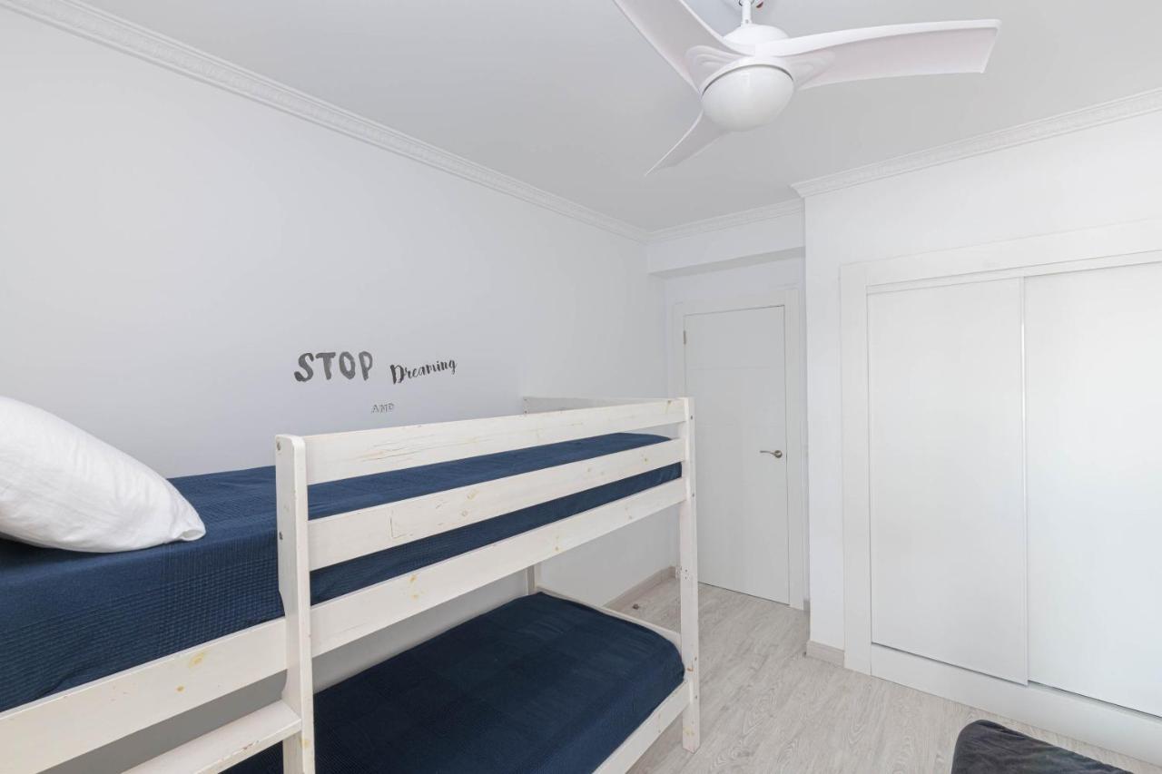 Apartament Benalmadena, Frente A La Playa Y Puerto Marina Zewnętrze zdjęcie